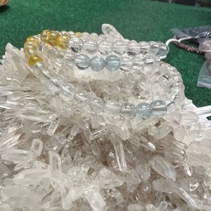 Topaz  crystal bracelet